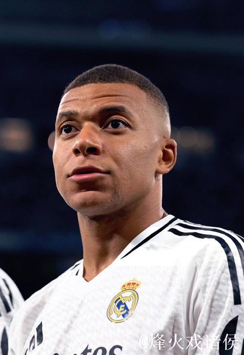 西甲:皇马客胜阿拉维斯 终结两连败 西甲:皇马客胜阿拉维斯 终结两连败